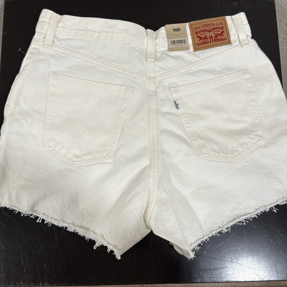 High-Waisted Mom Shorts - Picture 3 of 4